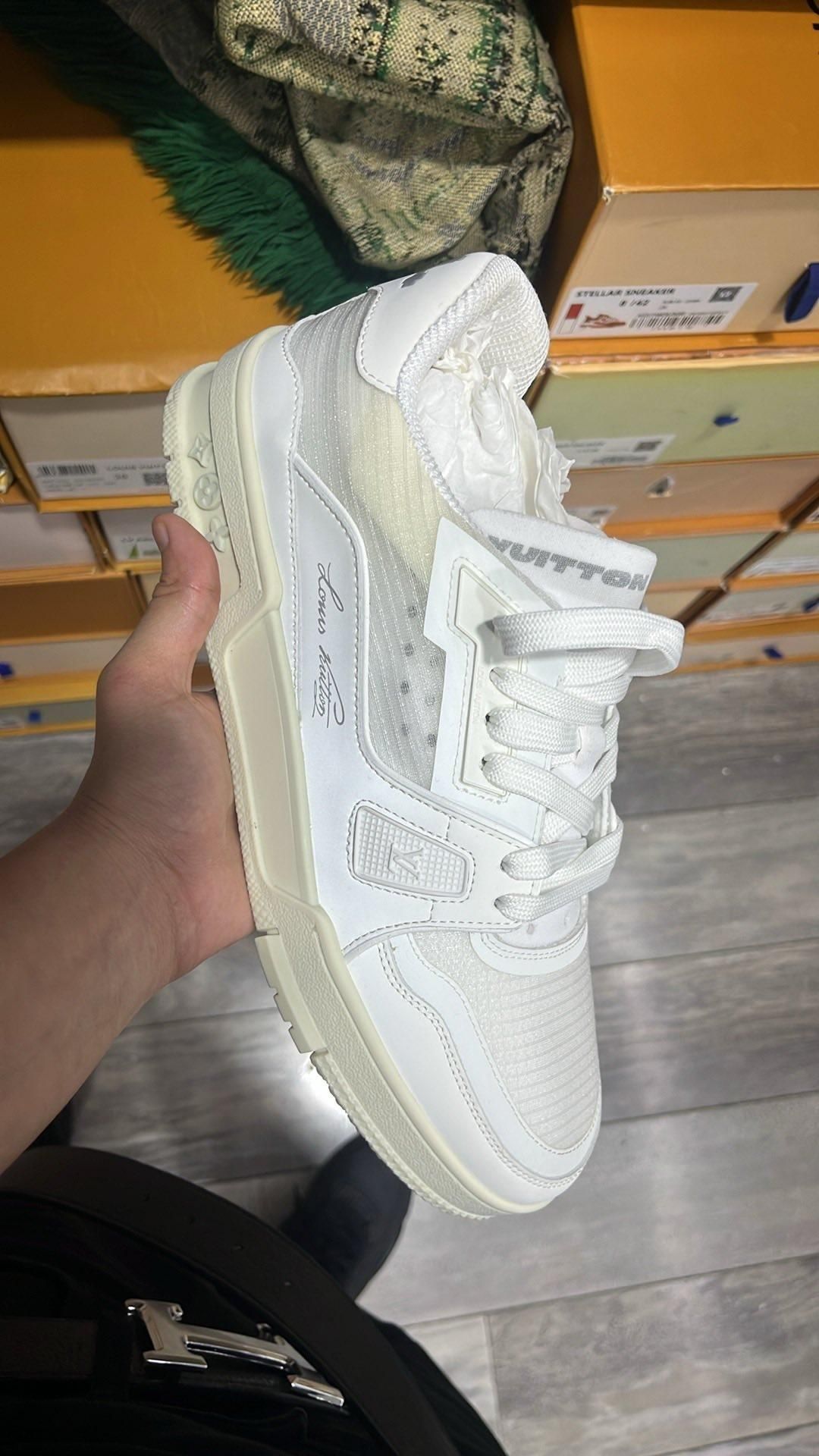 Lv Trainers