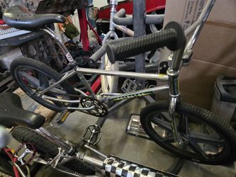 Vintage Schwinn Predator