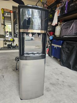 Primo
Stainless Steel Bottom Load Water Dispenser