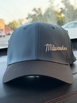 Milwaukee large extra large fitted cap
