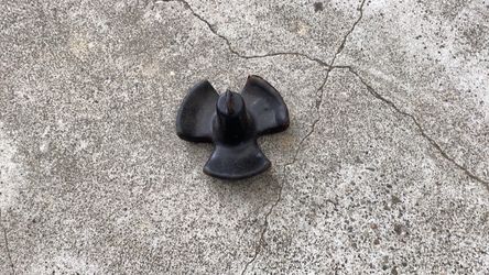 Mushroom style anchor