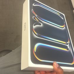 iPad Pro 13” 1TB Nano Screen WiFi/Celluar