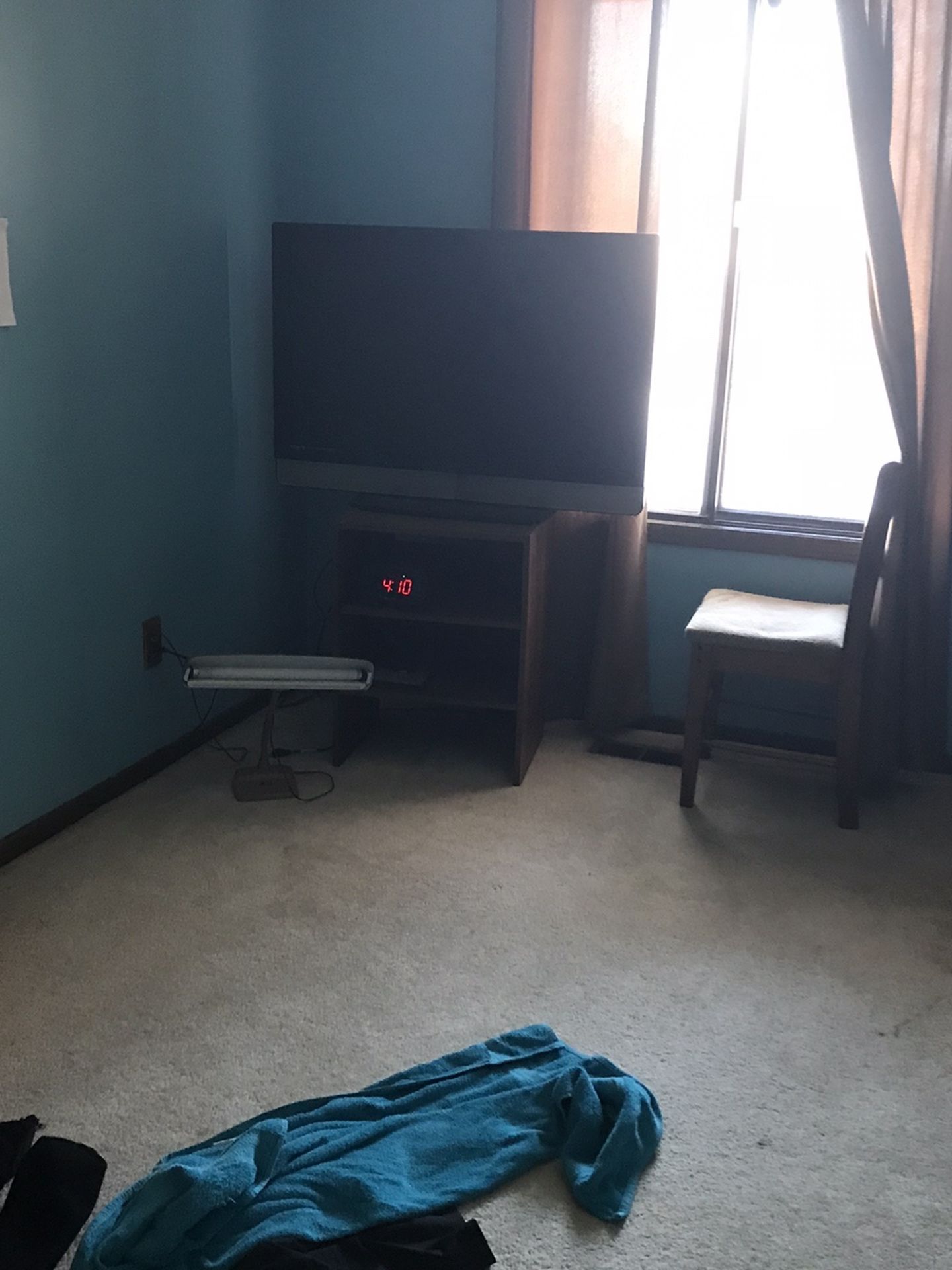 HDMI Flatscreen Tv