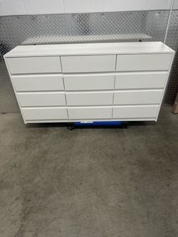 White 12-Drawer Dresser