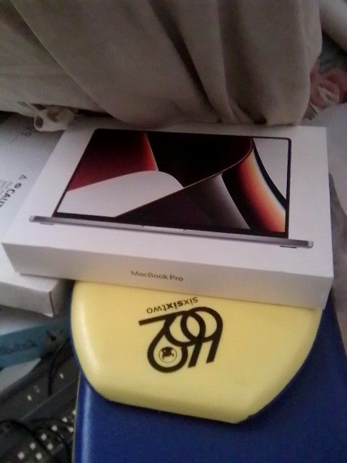 Brand New Mac Book Pro