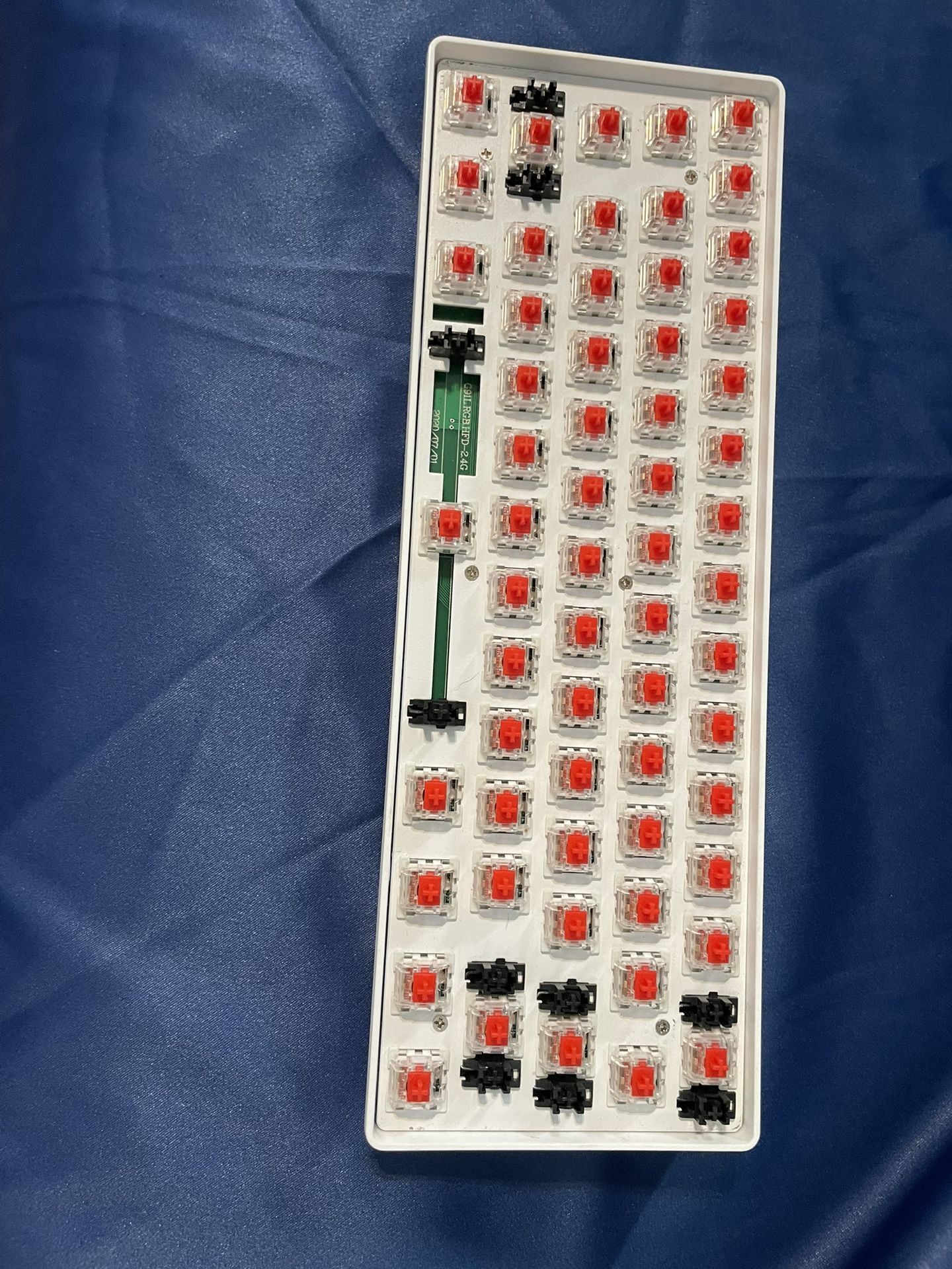 Red Thunder K61 Wireless Mechanical Keyboard 