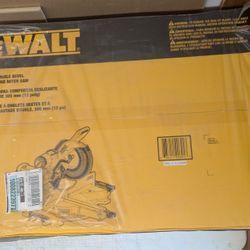 DeWalt 12" Double Bevel Sliding Compound Milter Saw DWS780