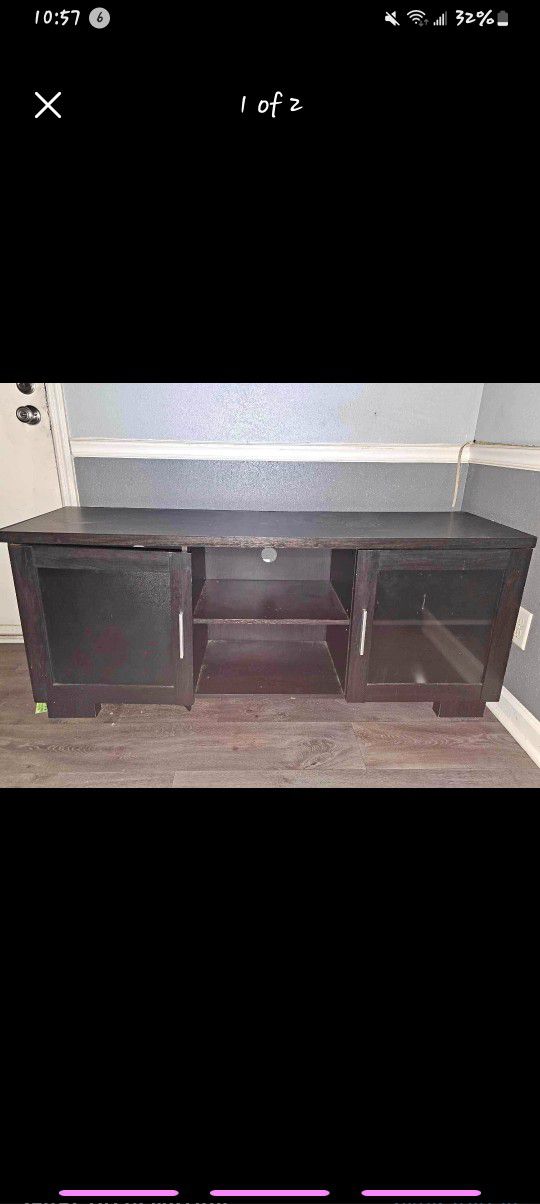 Small Entertainment Center/ TV Stand