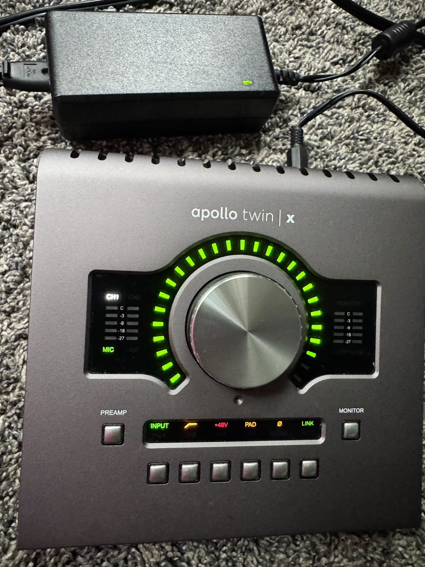 APOLLO TWIN X HERITAGE EDITION SPACE GREY W/ FREE UAD PLUGINS BRAND NEW