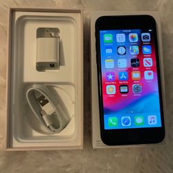 iPhone 7 128GB factory Unlock Like New 