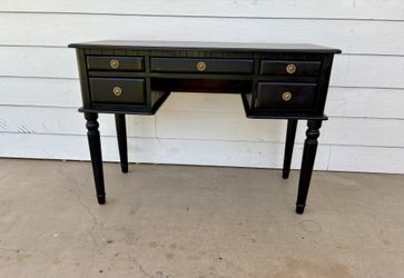 Classic Writing Desk In Black Finish