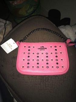 New coach wristlet with tag on