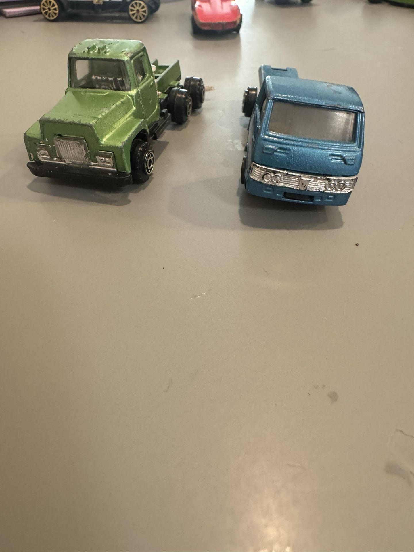 Vintage Metal Truck Set – Mini Mack + Suzuel – Die-Cast Collectibles (San Diego)