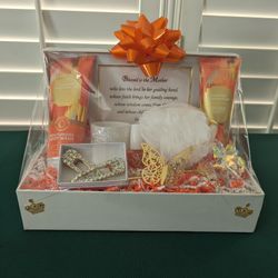 Mom's Day Gift Basket 