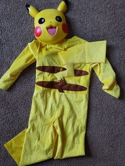 Pikachu costume 4t or 5t