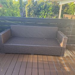 FREE - Outdoor Couch 