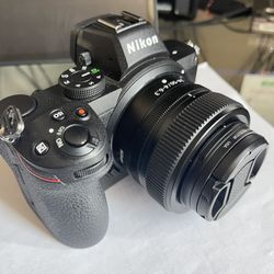 Nikon Z5 Like Brand New Only 3k Shots, Come With Battery 
