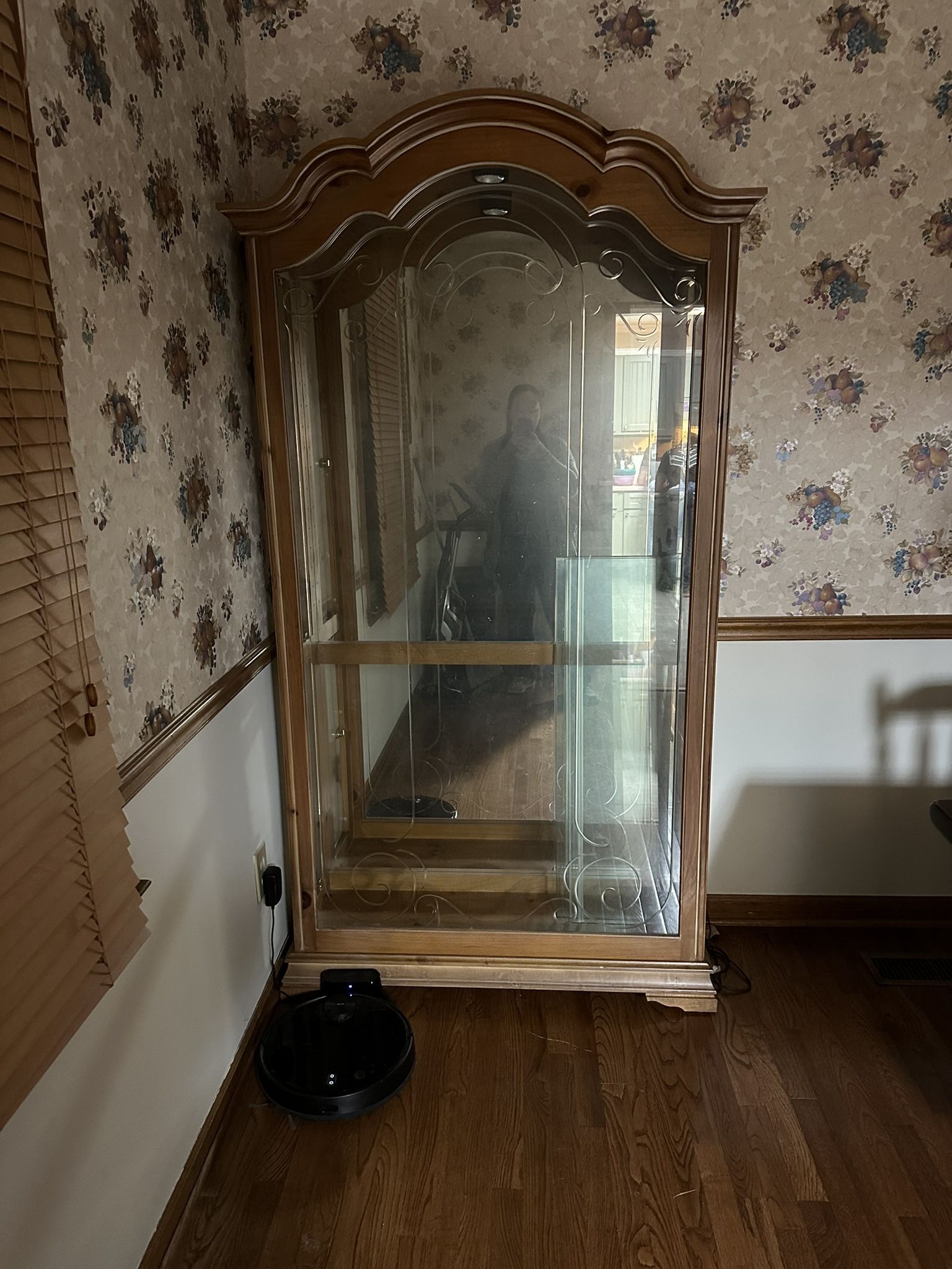 Display case