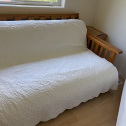Real Wood Frame Futton 