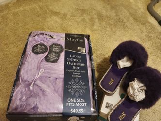 Robe set with shoes size 9
