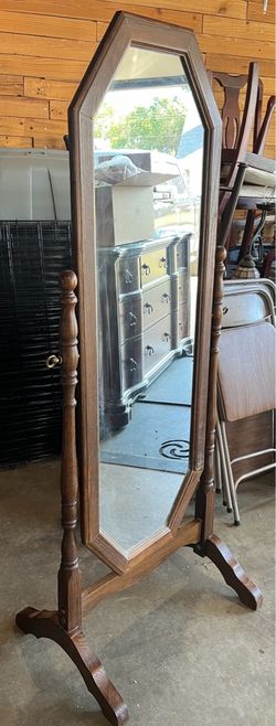 Stand Mirror