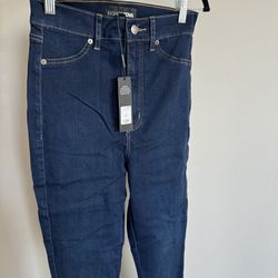 Fashion Nova High rise skinny jeans Dark Blue (Size 7)
