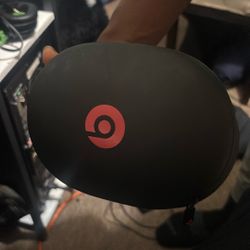 Beats Solo 4 Price$75