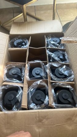 Giant hydro flask 64 oz
