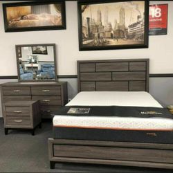 Akerson Gray Panel Bedroom Set 1099
