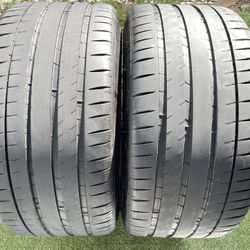 325/35/22 Michelin Pilot Sport 4s Tires in new shape 80% left remaining Two good price 