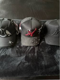 Dandy & 31 hats ✔️
