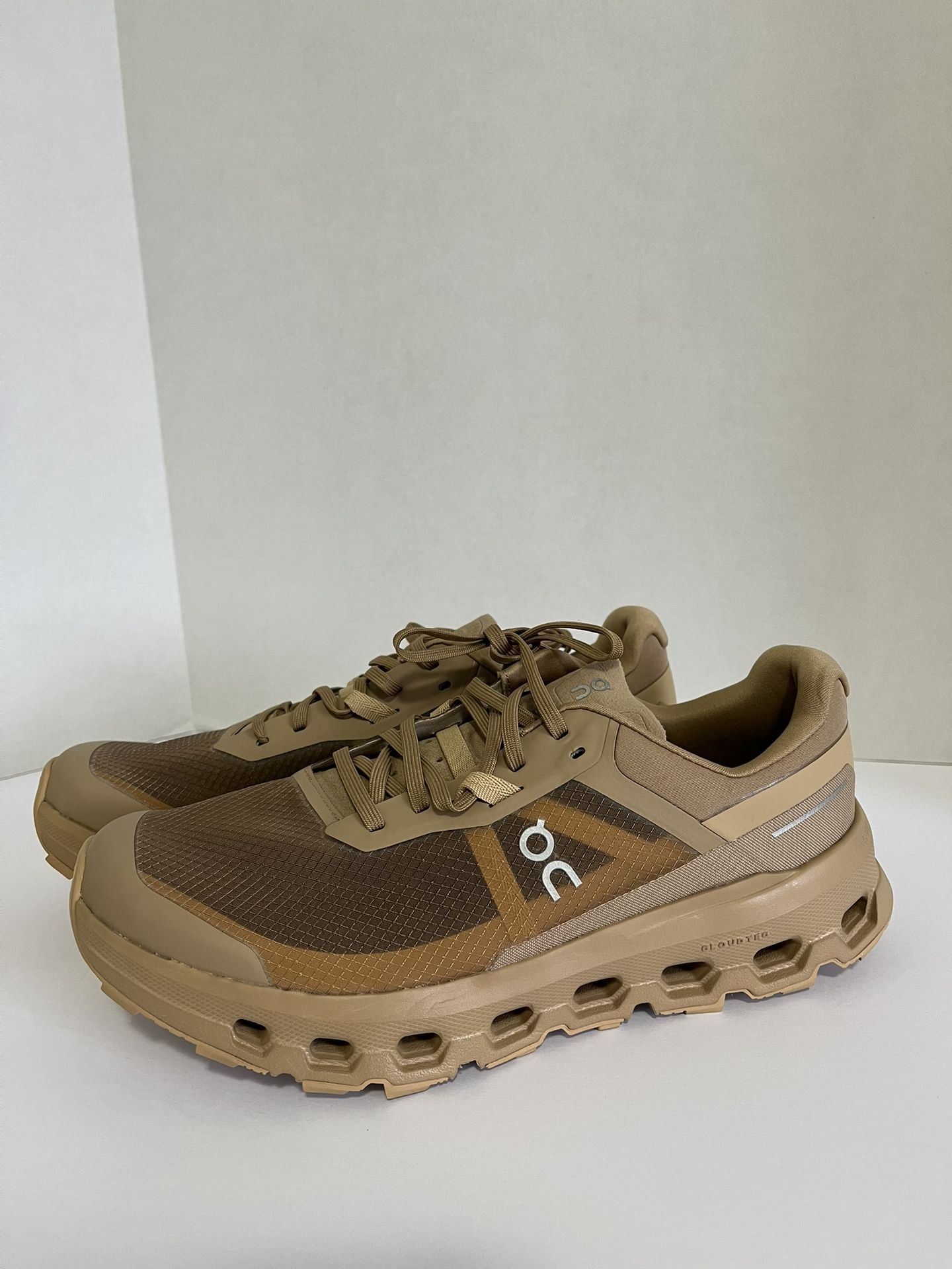 On Cloudvista 2 Women’s Running Shoes – Size 9 – Brand New With Box