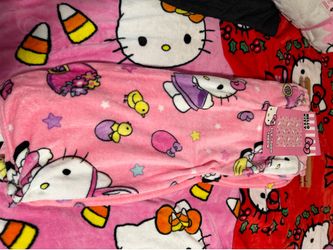 Hello Kitty Easter blanket