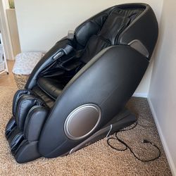 MASSAGE CHAIR 