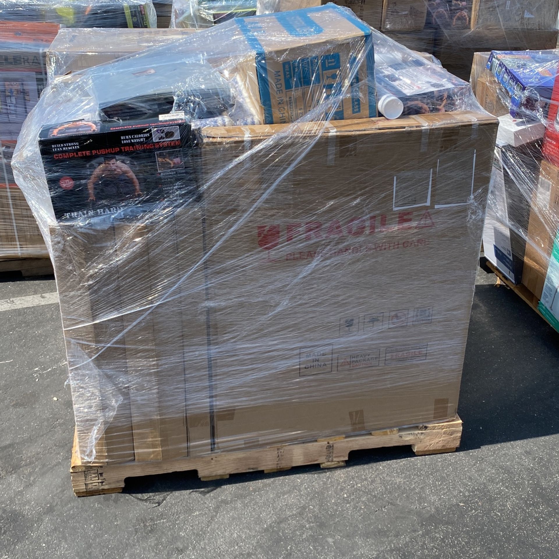 Amazon Liquidation Wholesale Pallet Medium Box