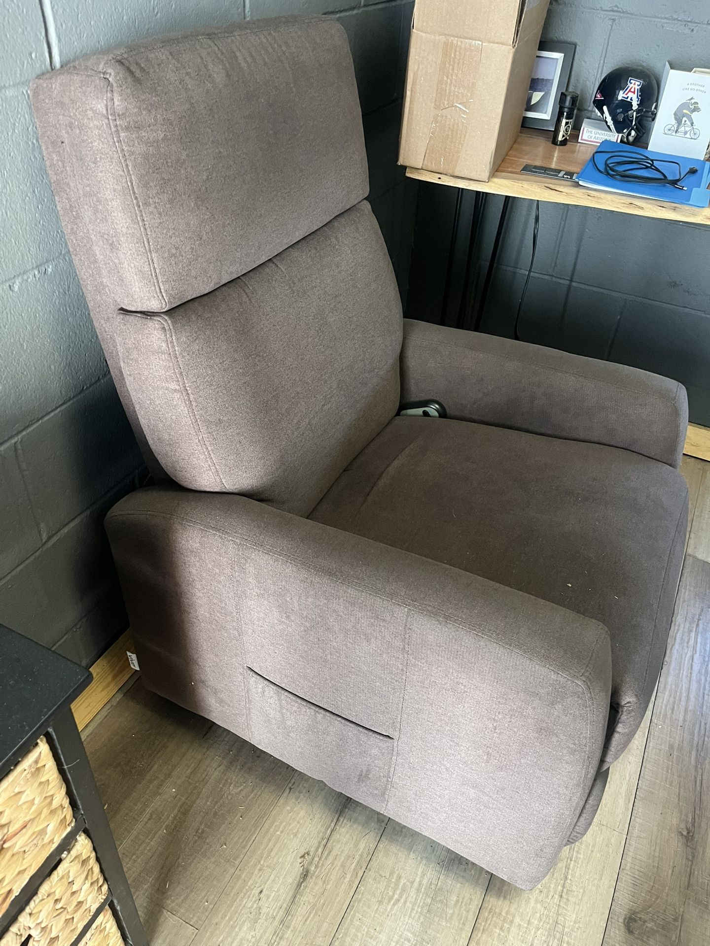 Vive Lift Chair 