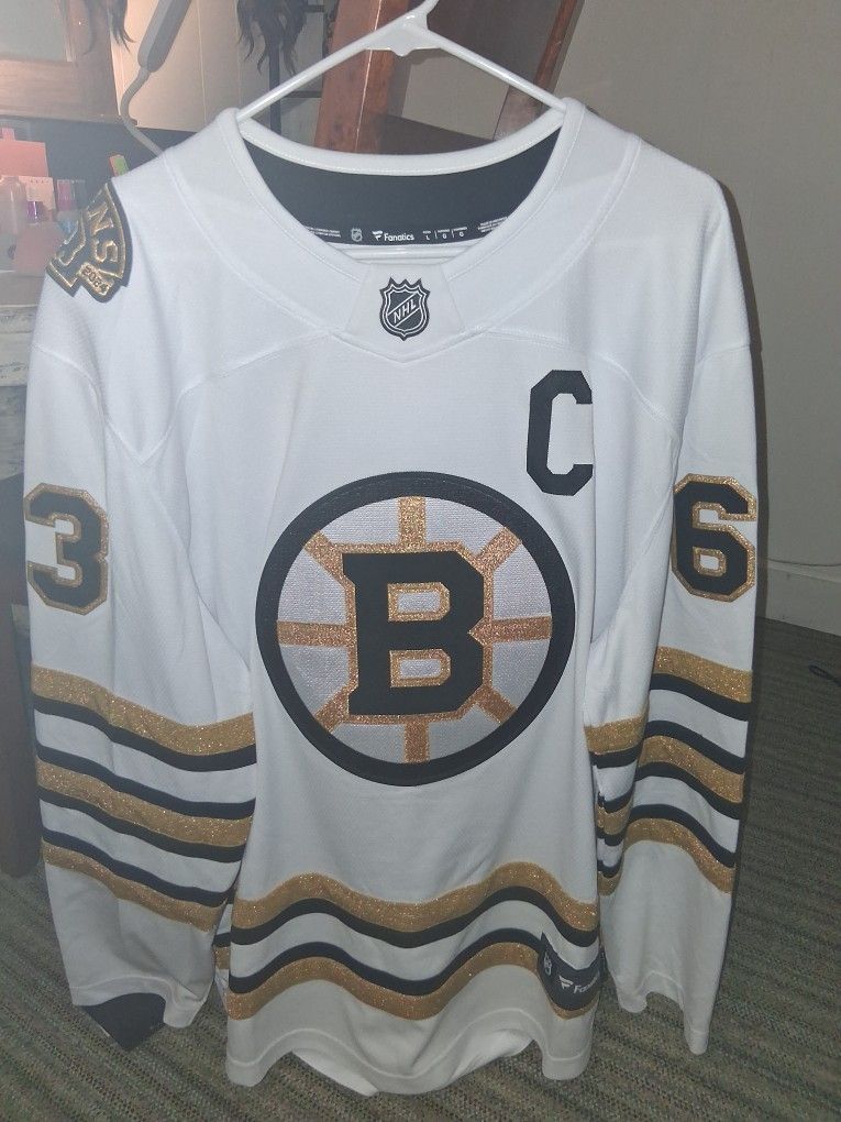 Boston Bruins Brad Marchand Jersey Size L/52