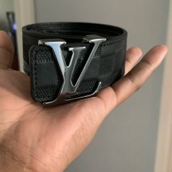 All Black Louis Vuitton belt