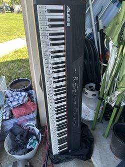 Alesis Recital