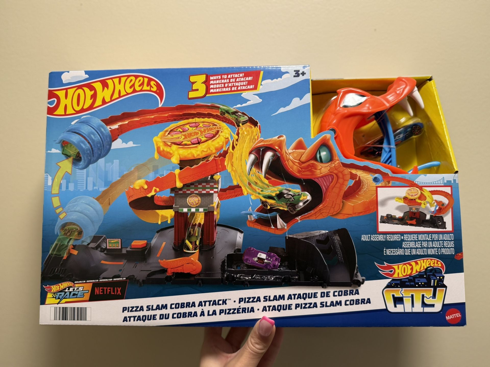 Hot Wheels City Toy Car Track Set, Pizza Slam Cobra Attack Playset