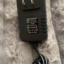 AC/DC Adapter