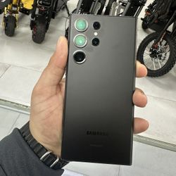 Galaxy S23 Ultra 5G Unlocked 256GB! $599 Cash Or Card!!