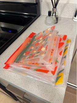 Reusable Ziplock Bags (Variety of sizes)