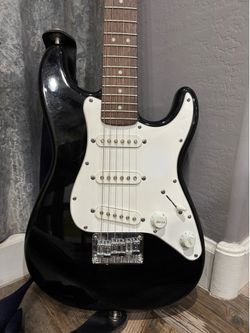 Squier Mini Stratocaster Electric Guitar