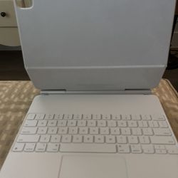 Apple Keyboard