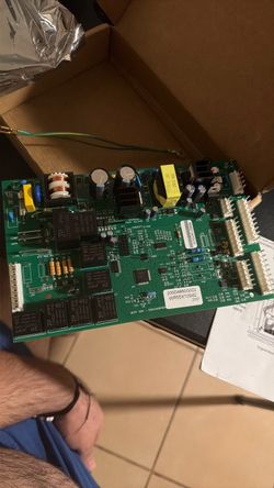 GE Refrigerator Main Control Board WR55X10942