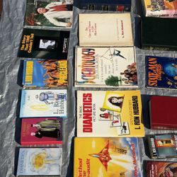 Huge L. Ron Hubbard Scientology Book Collection + Course Materials (40+ Items)