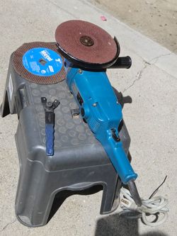 Angel grinder Heavy Duty, 7"  Including new Cutting Disk7" ,And Key.
