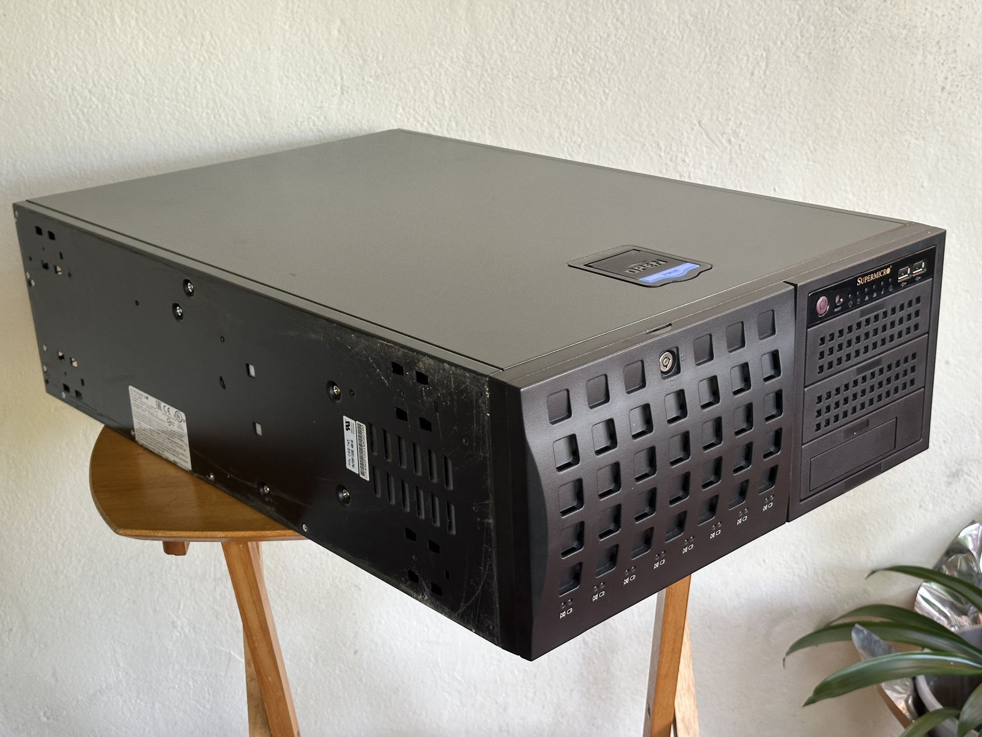 SuperMicro CSE-745BTQ-R920B 4U Server Chassis - w/PSU, Backplane, Fans 1840W