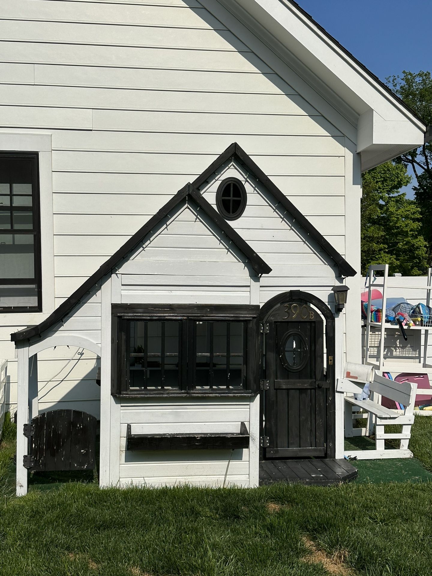 Kids Playhouse Backyard Discovery Spring Cottage Painted Black & White